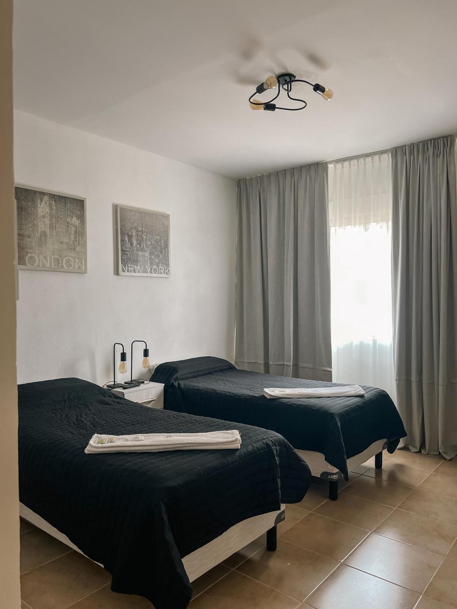 Brisas Del Lago Apartamentos Colon  Exterior photo